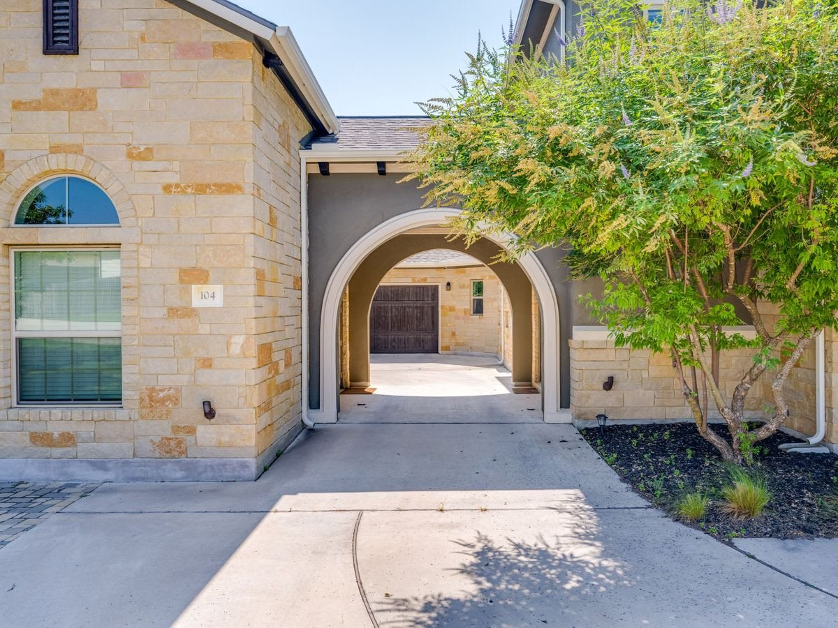 104 Nautical Circle, Round Rock, TX 78681