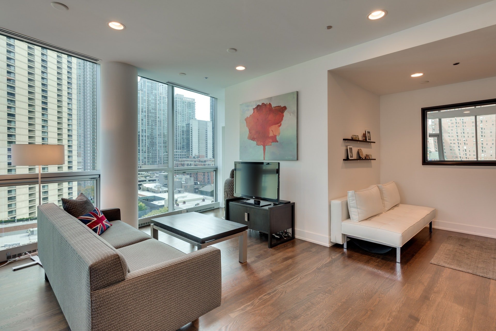  110 West Superior Street 1004