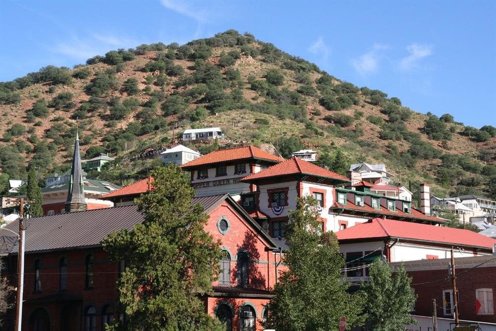 Haunted Homes & Spooky Towns: Arizona’s Take on Zillow’s Halloween Hotspots