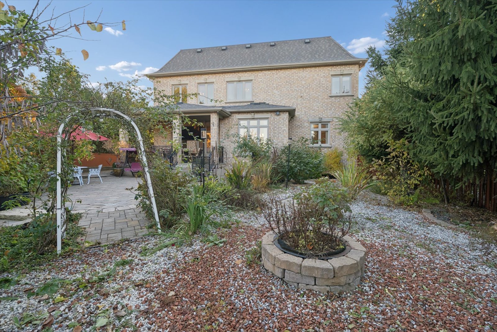 7 Toscanini Rd 