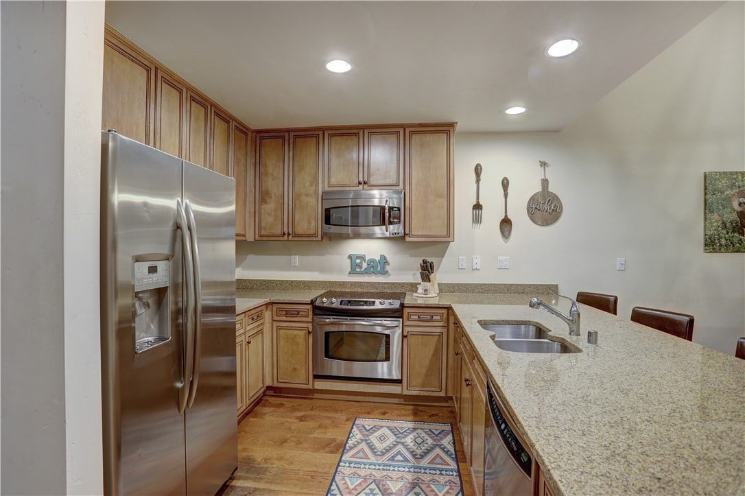 42 Snowfalke Dr, #608