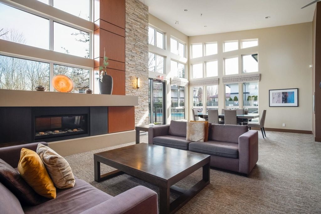 1135 Windsor Mews, #111