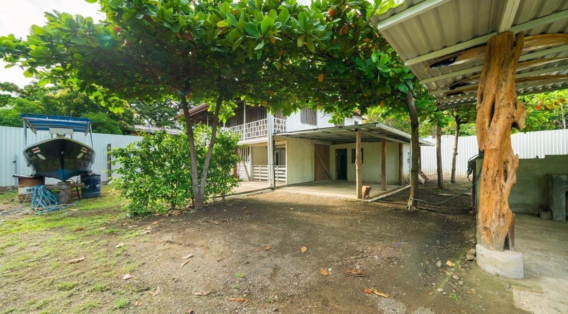 Oceanfront Property in Playas del Coco