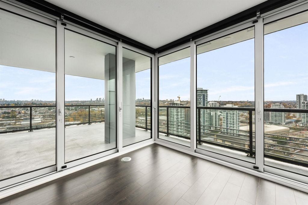 4720 Lougheed Hwy, #2411
