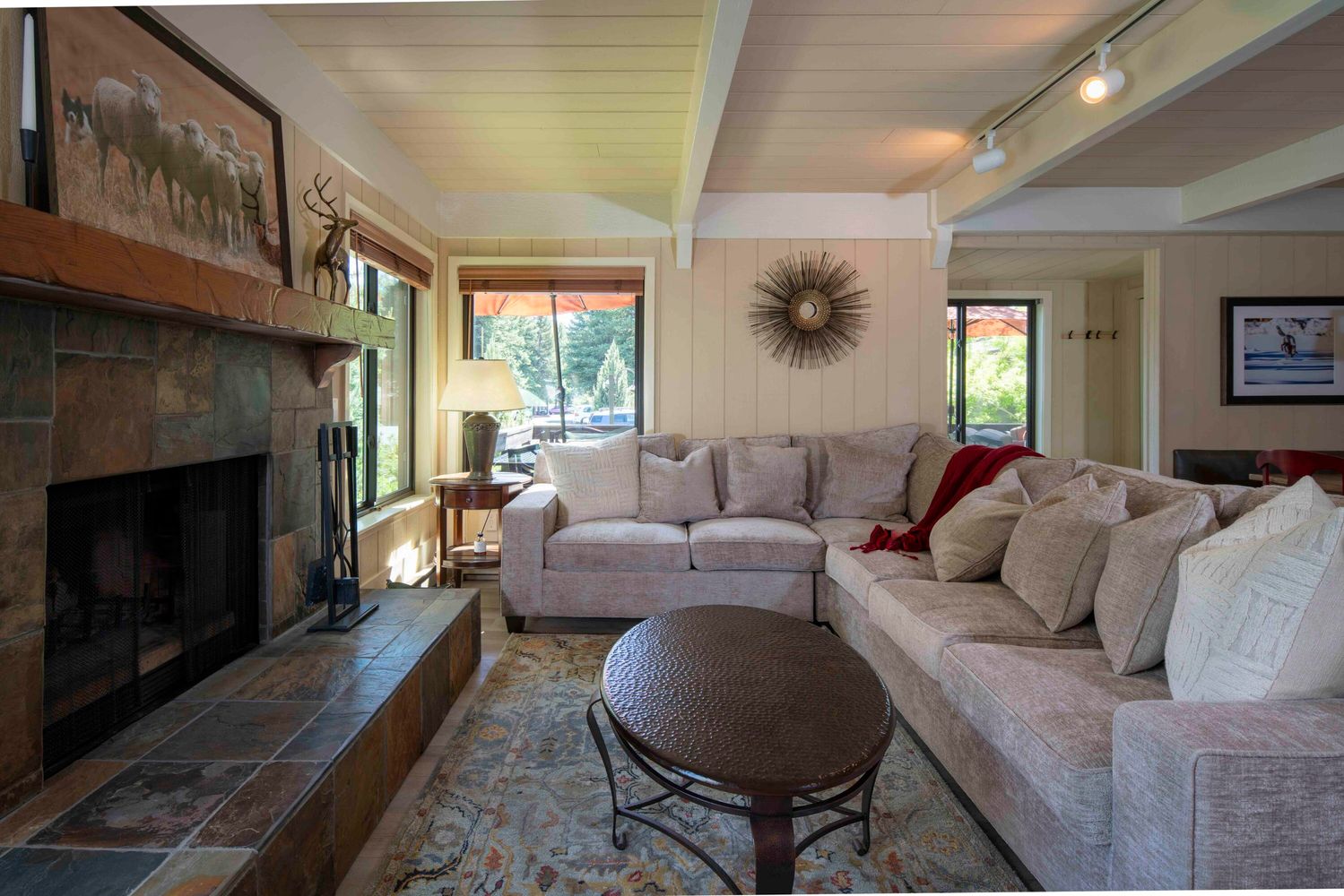 1291 Creekside Lane