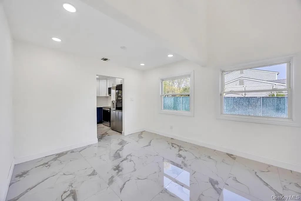 8 Grand Canyon Ln