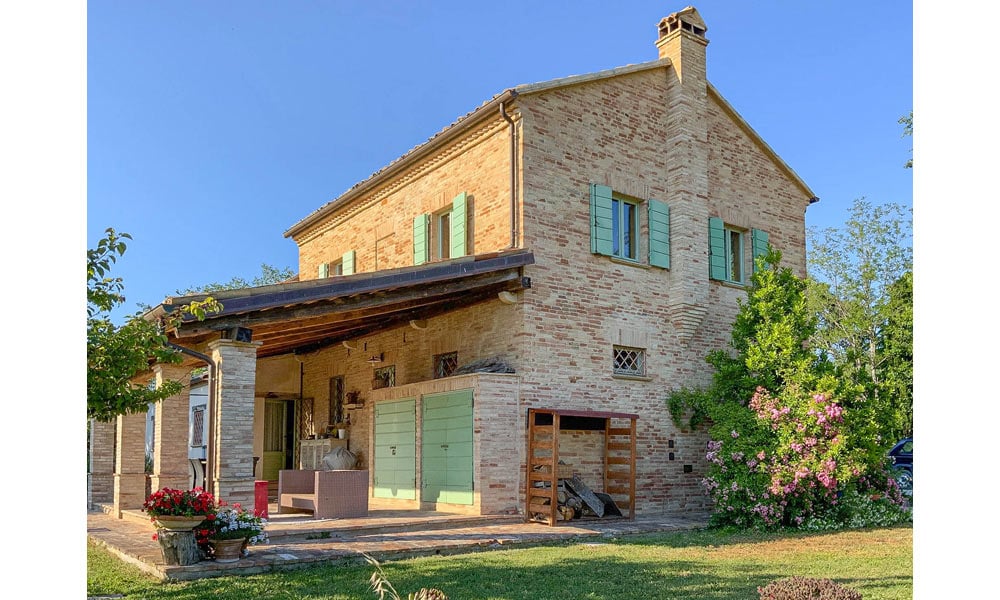 Gorgeous Stone Farmhouse In the Marche Hills
