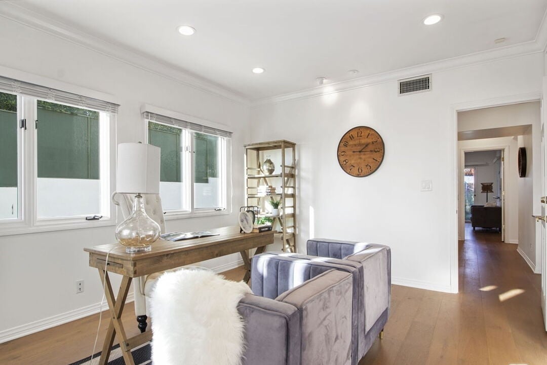 905 Berkeley St, 90403