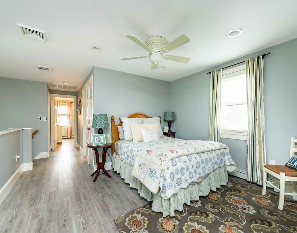 45 Schoolhouse Rd