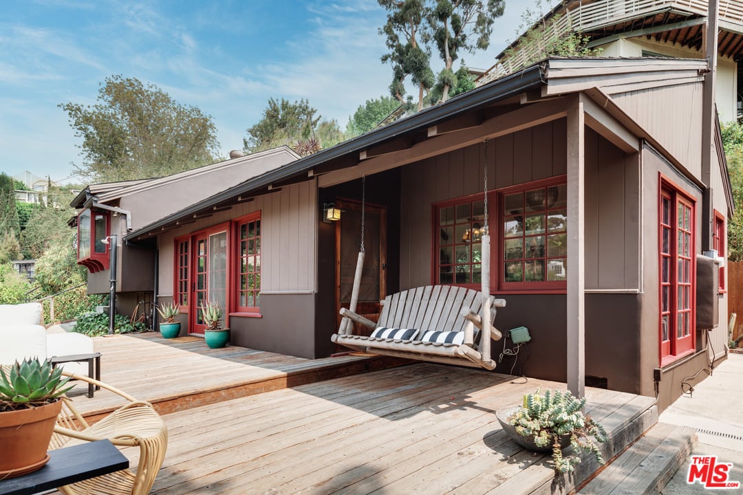 2450 Rinconia Dr