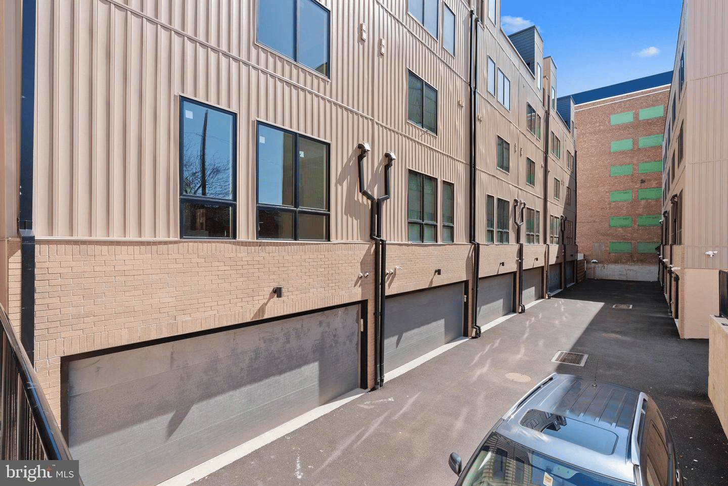 710 S 17th St, Philadelphia, PA 19146