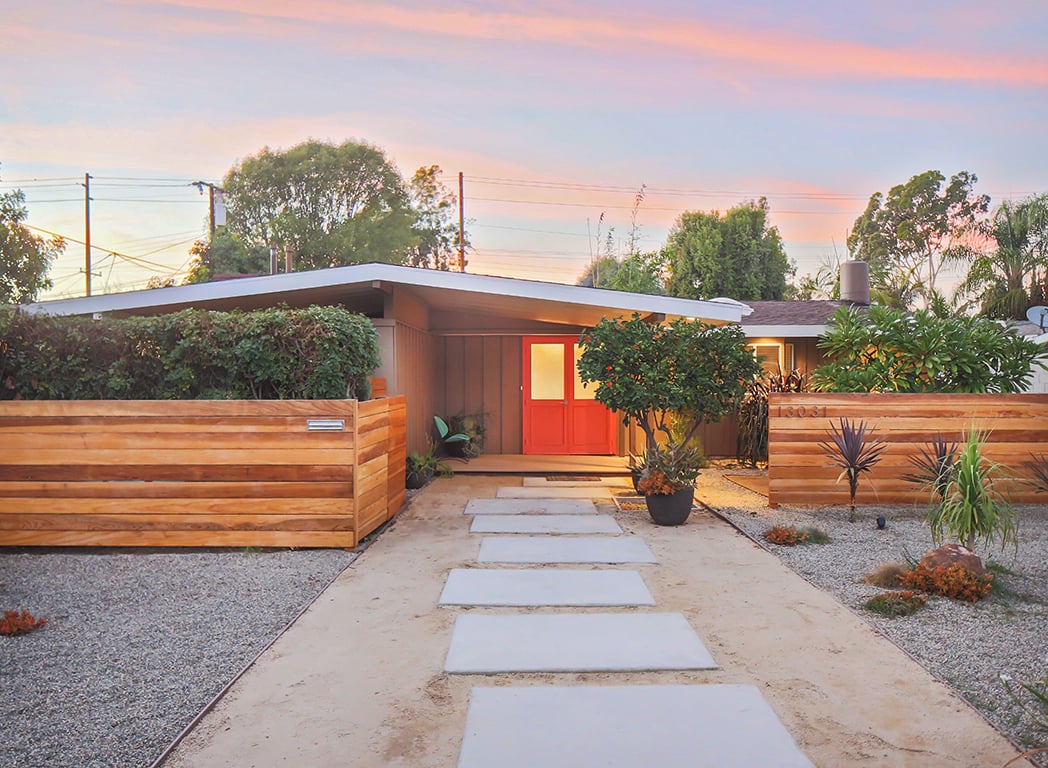Why People Fall in Love With Midcentury Modern Homes