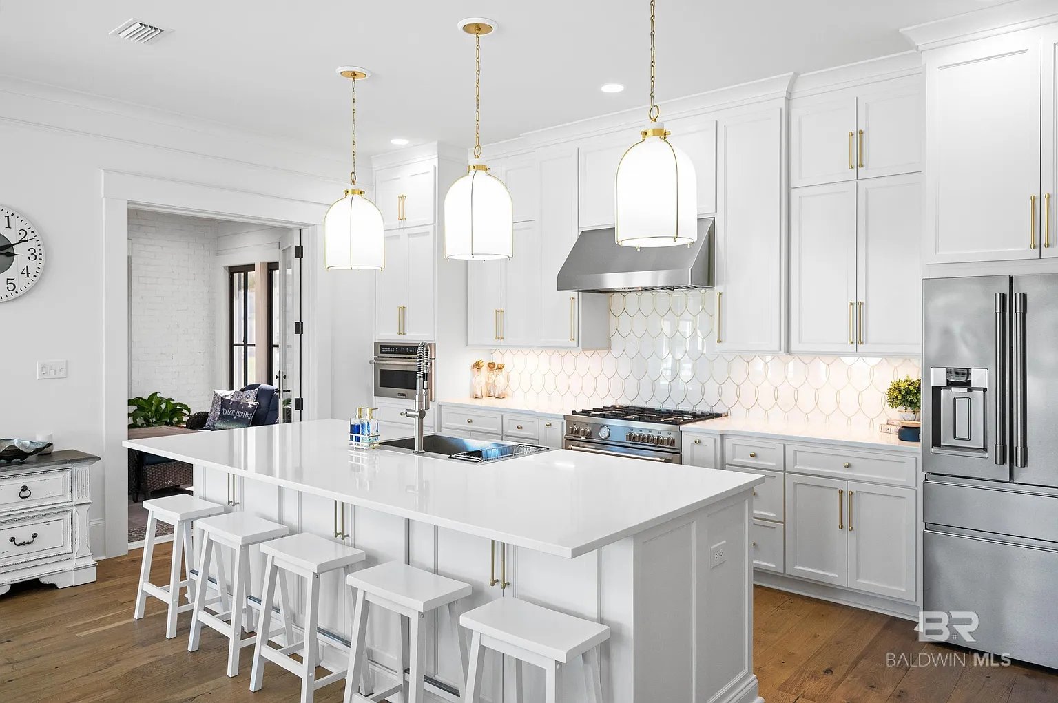 902 Inlet Cir