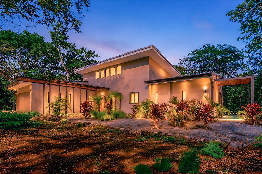 Casa Avalon |  New 4-Bedroom Home on 1.48-Acre Lot – Build 2 More Structures, Just Minutes from the Beach! 