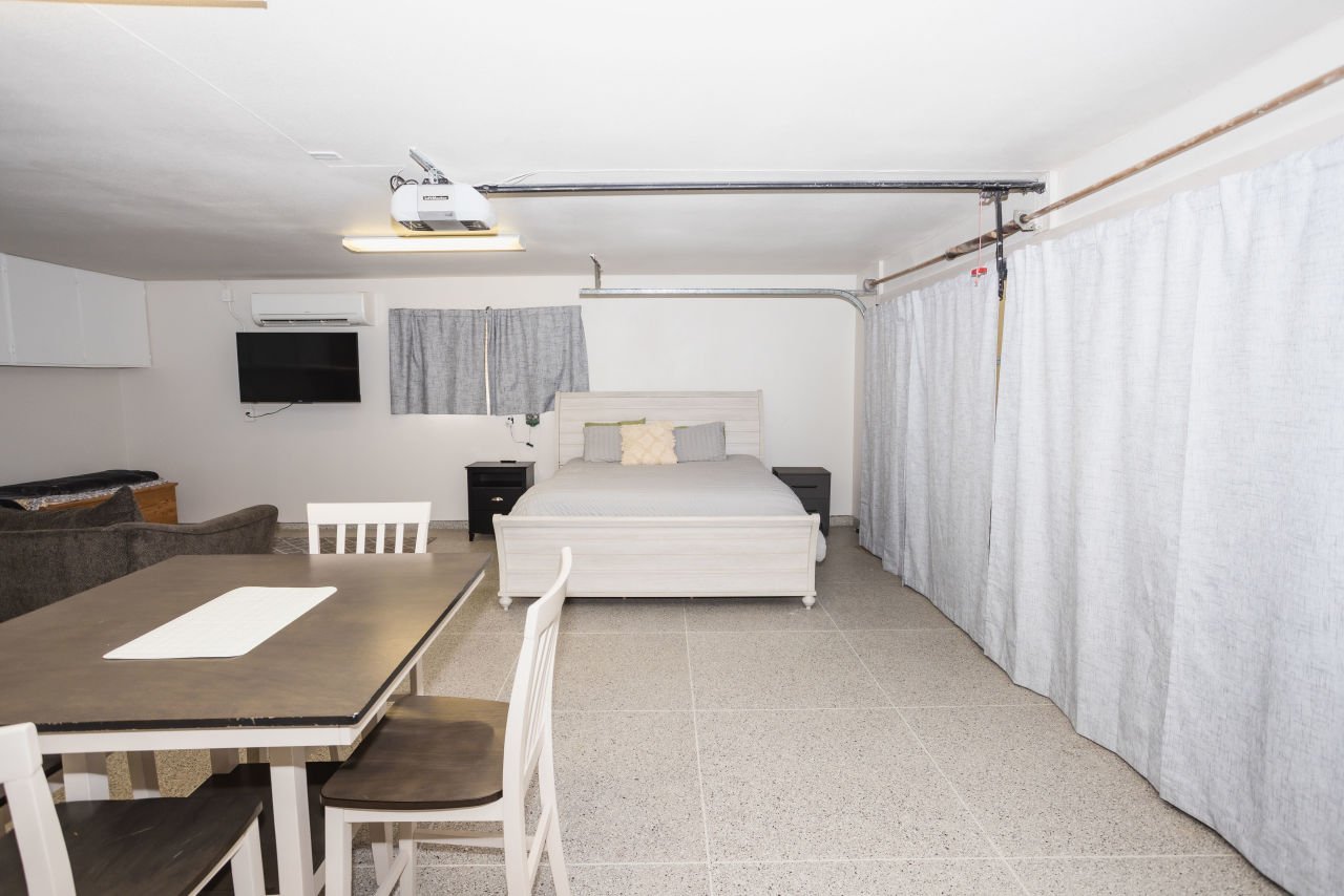 3376 Hornet Bay N