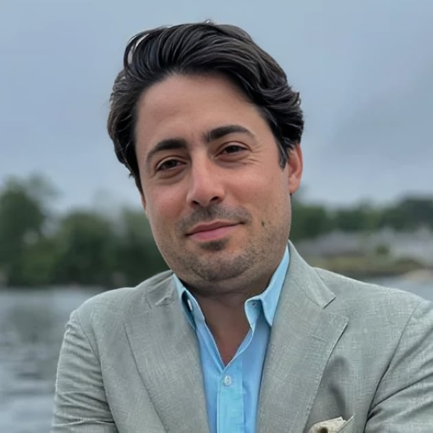 Konstantine Wells Greenwich, CT Real Estate Agent Headshot