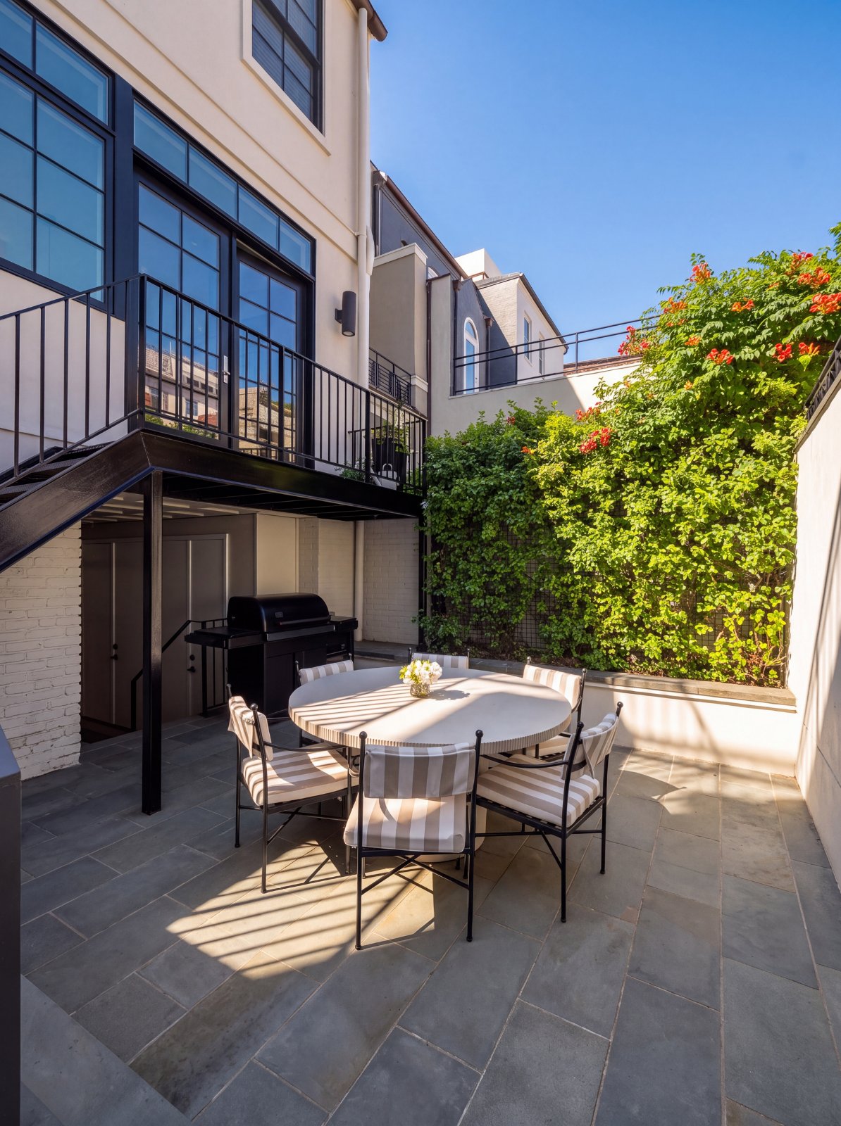 Hillyer Place NW