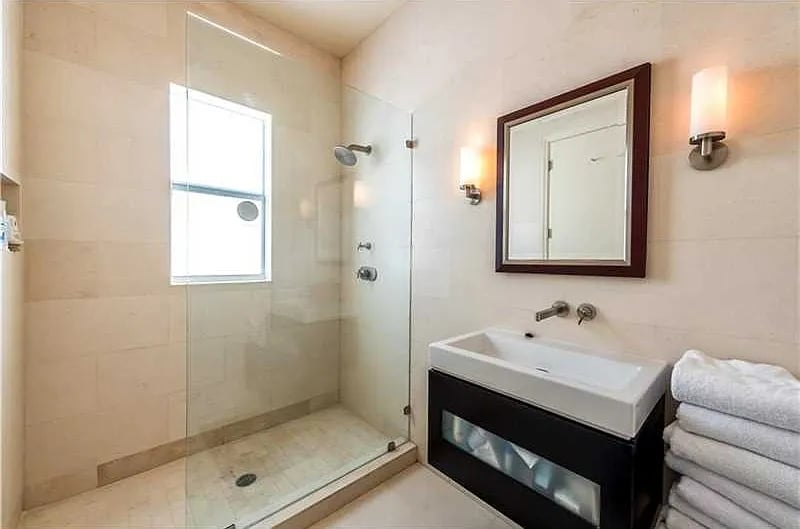 312 Jefferson Ave #5