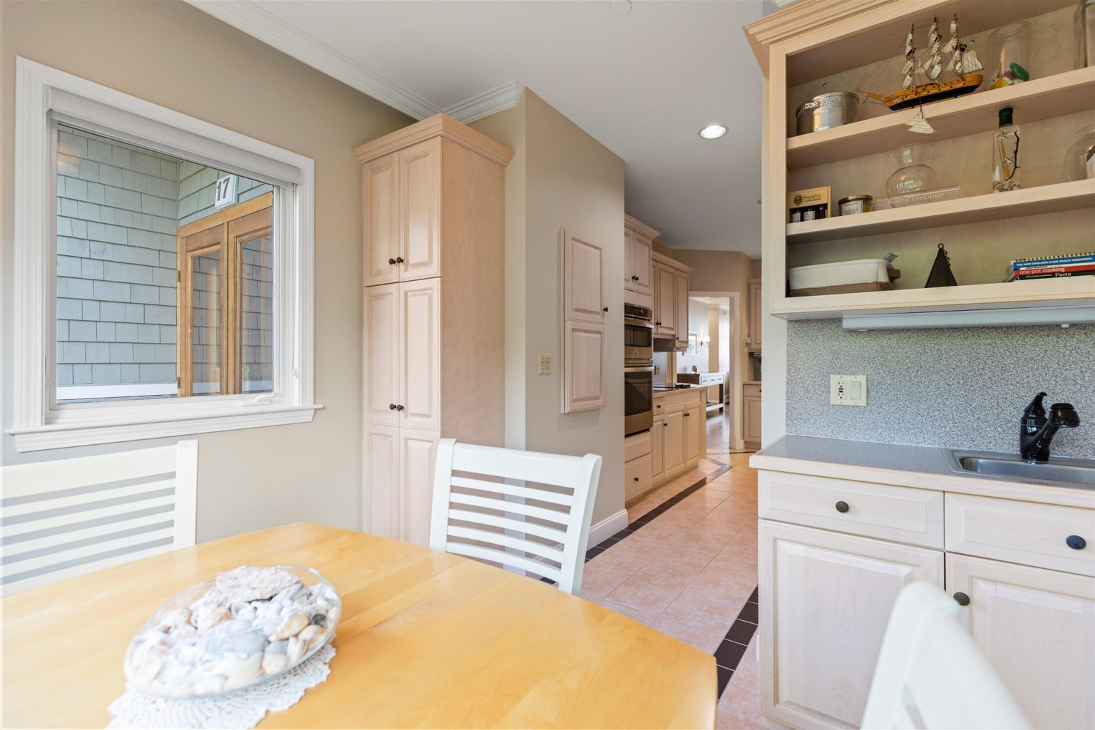 17 Atlantic Drive, Unit #: 17B