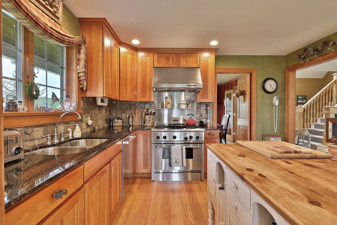 368 Maple Hill Rd