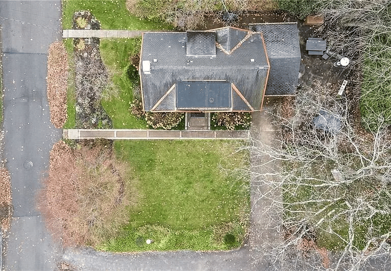 315 Pine Rd