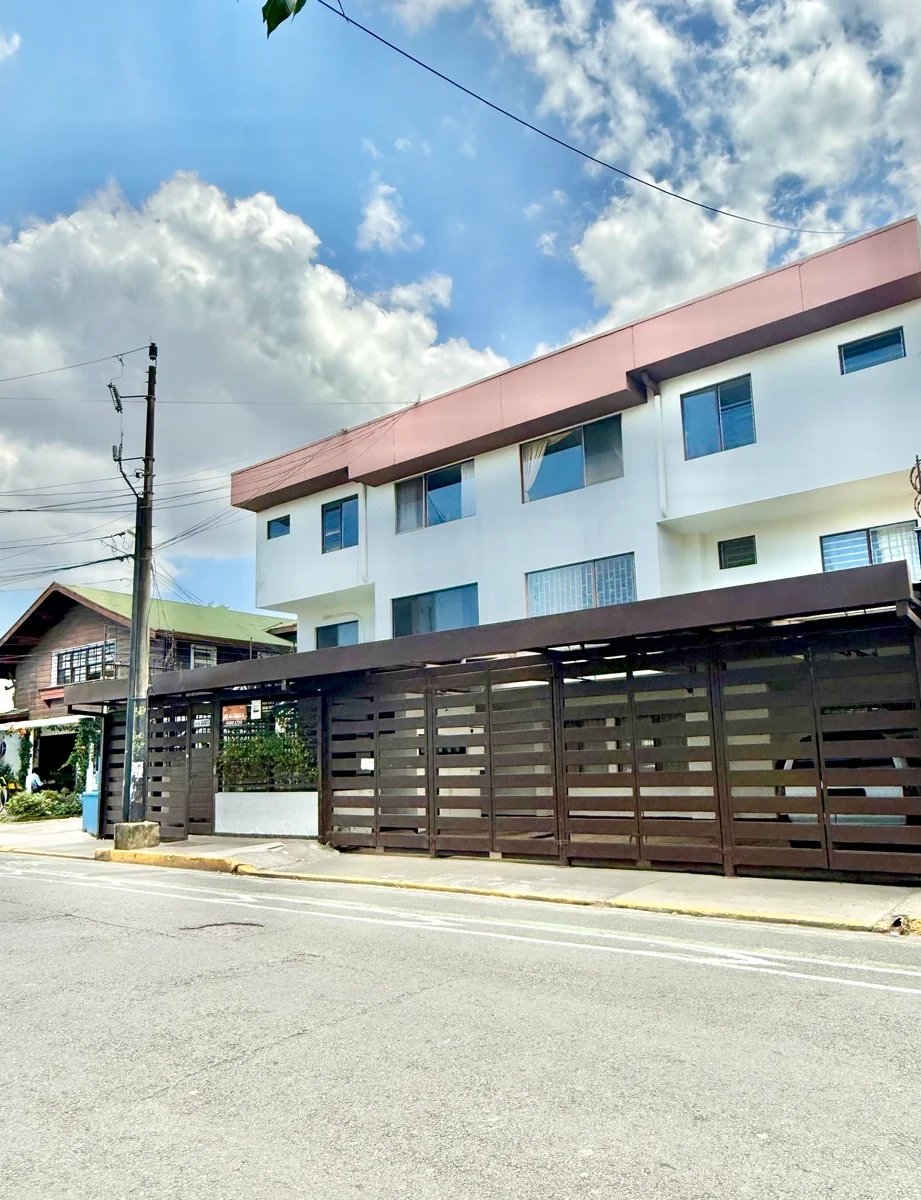 Spacious Urban Condo, San Jose