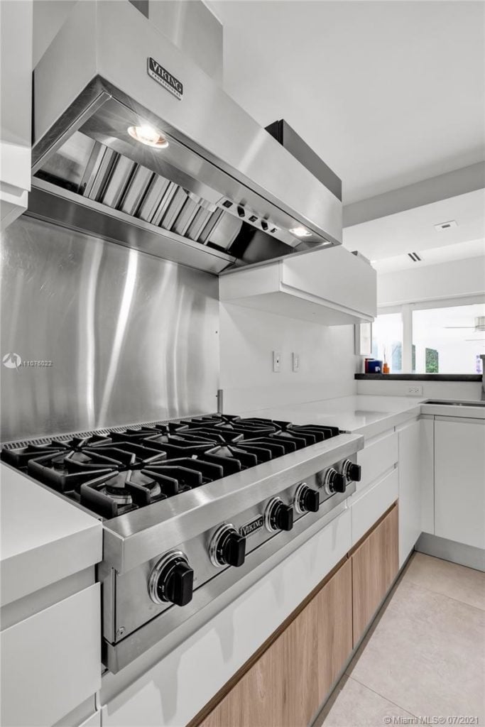 Key Biscayne Estate Closes at $8.25M