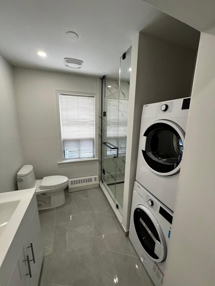 440 Lauder Ave Unit: Main
