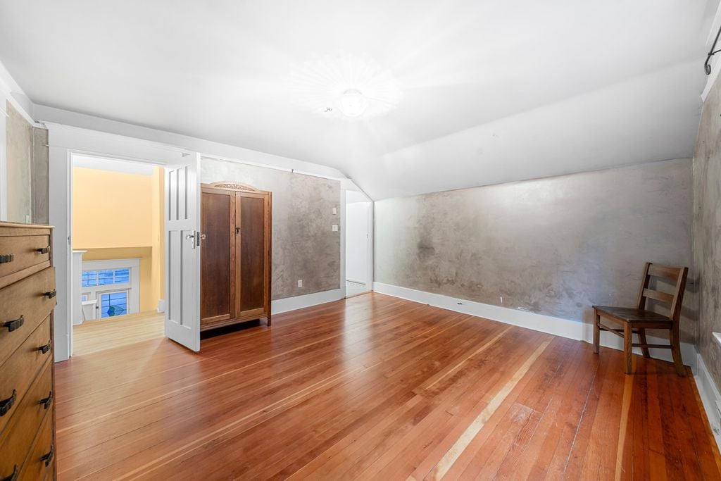 49 W 7th Ave, #3447