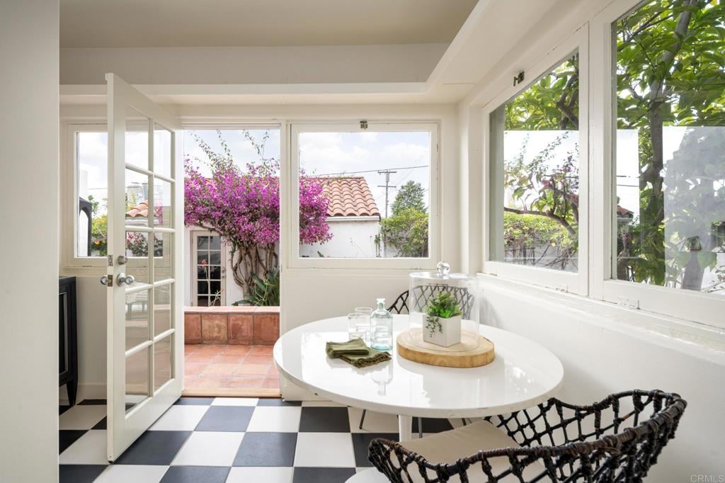 654 Bonair Place
