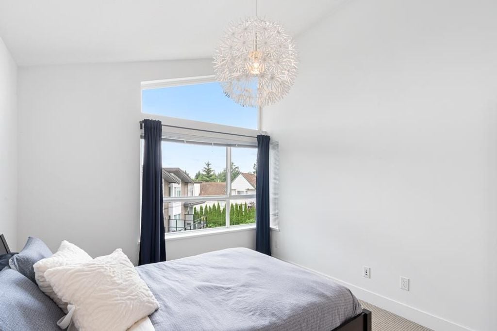 909 Clarke Rd, #13