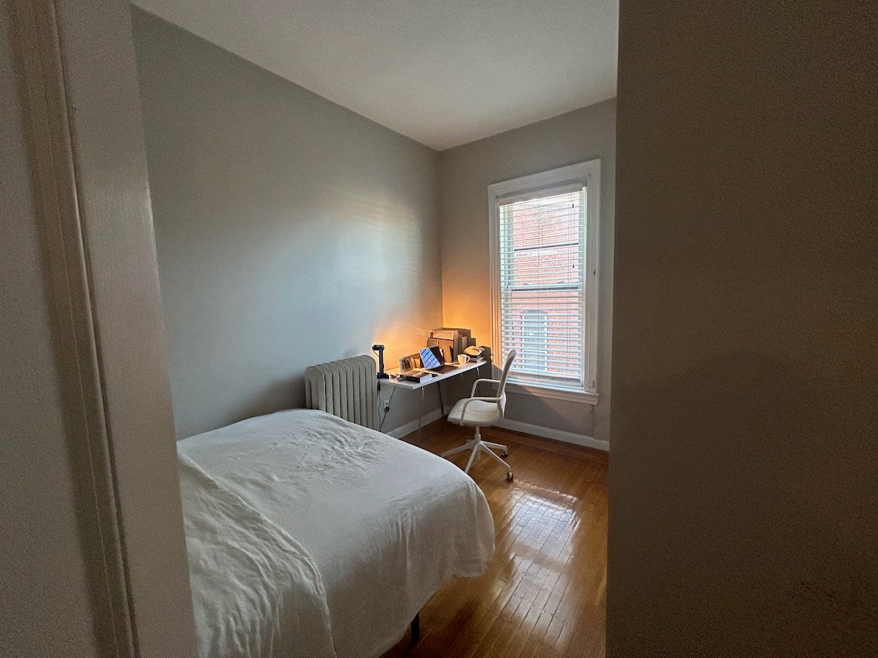 Gorgeous Marlborough at Hereford 1 bedroom 1 bath - Corner unit in Corner Building - Sunny Back Bay Opportunity! 