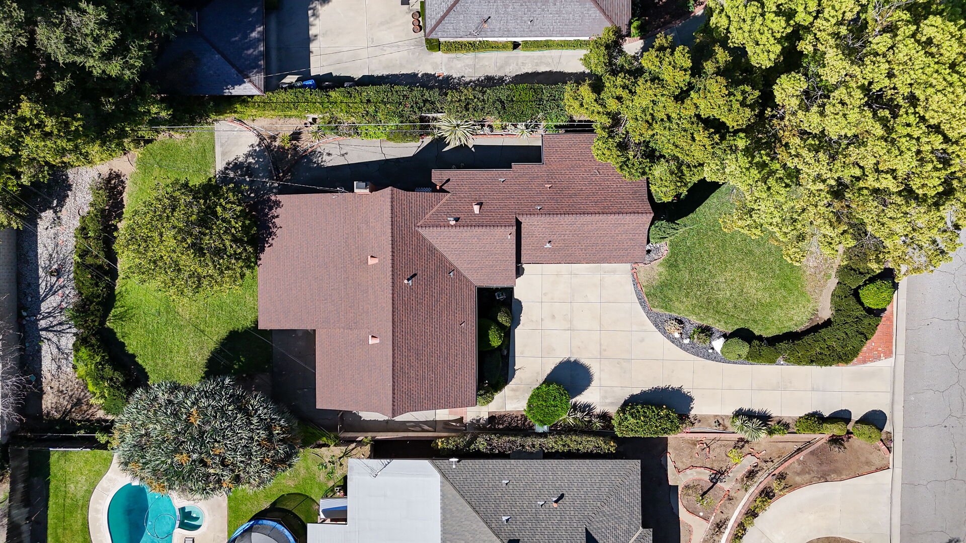 617 N Vista Bonita Avenue