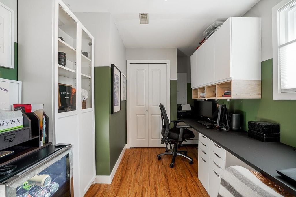 11751 194a St