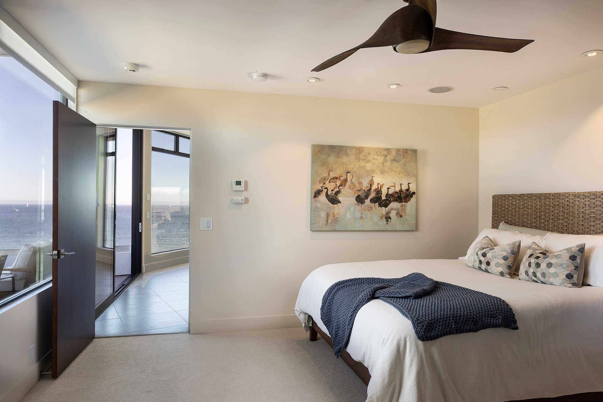 Contemporary Oceanfront Retreat