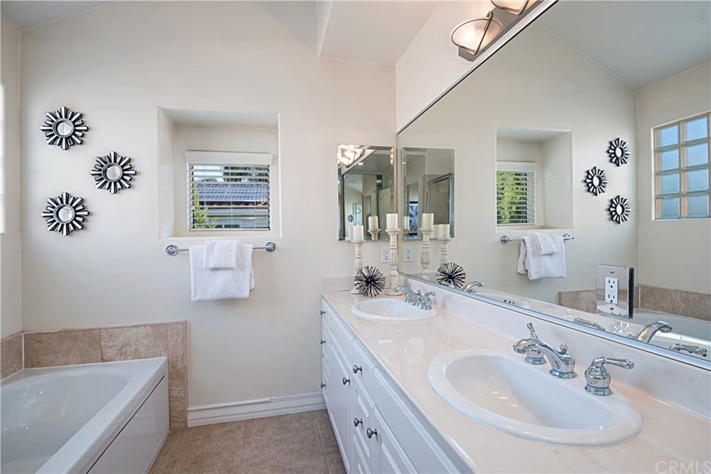 2527 Orange Ave, Unit B