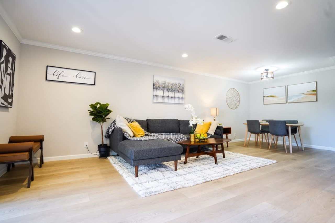 709 San Conrado Terrace #2 • Sunnyvale