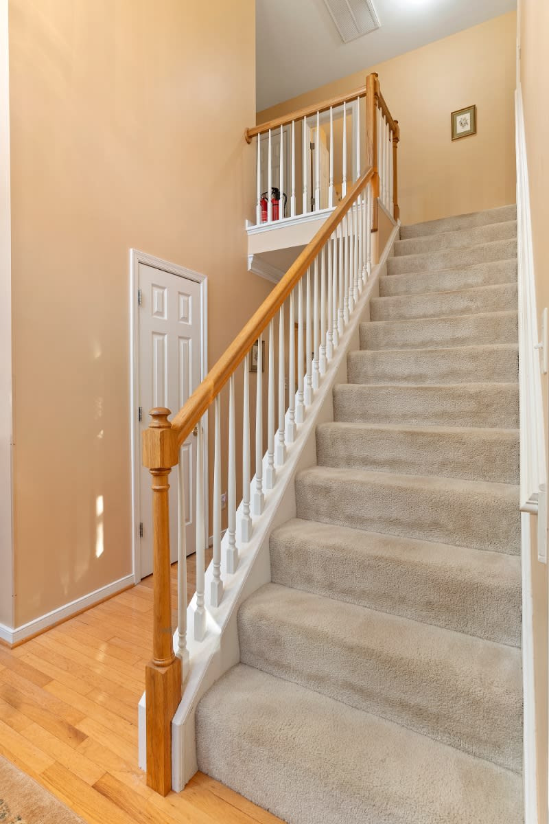 3531 Sherwood Bluff Way