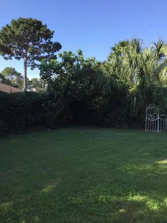 7009 STARFISH Court