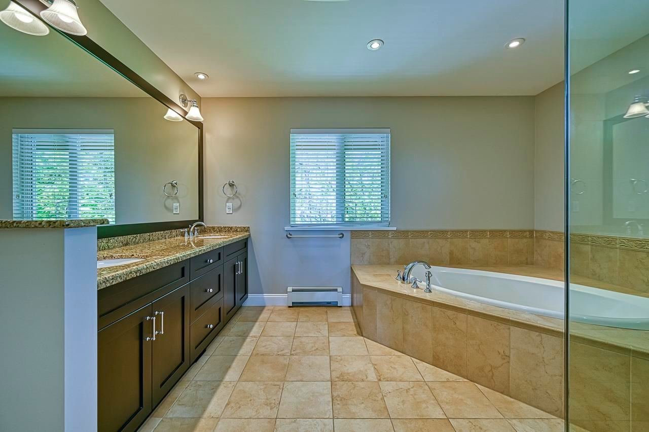 3436 Anne Macdonald Wy
