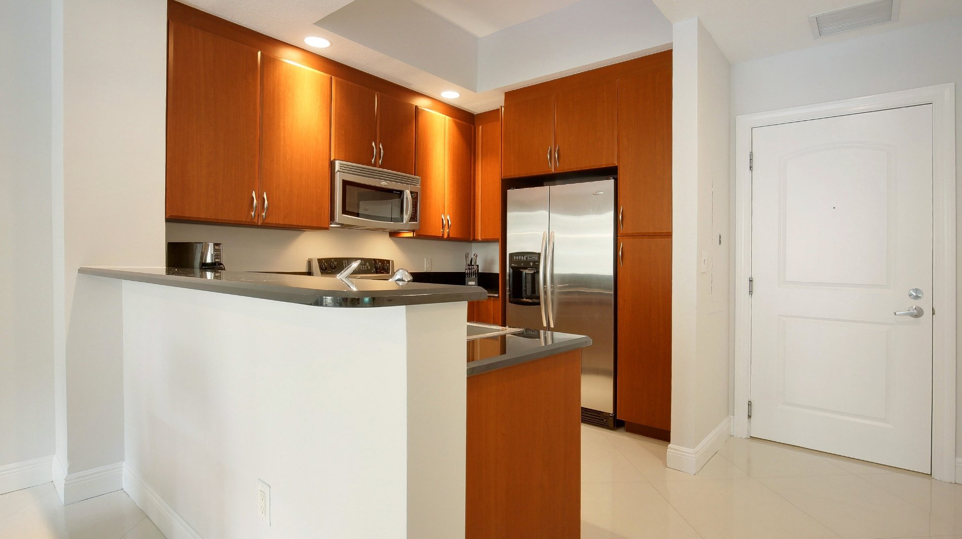 701 S Olive Ave, Apt 709