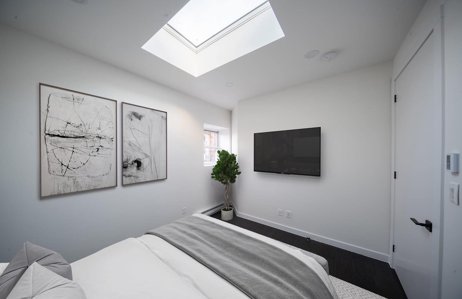 231 Sullivan Street, Apt 4