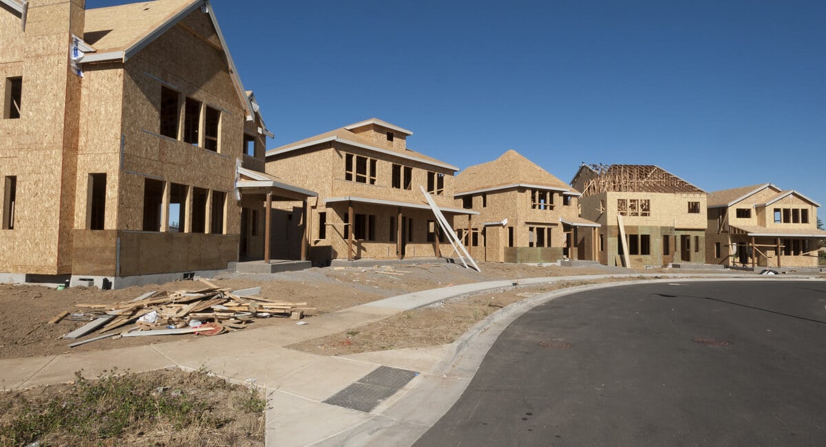 The Pros And Cons Of Buying A Fixer-Upper