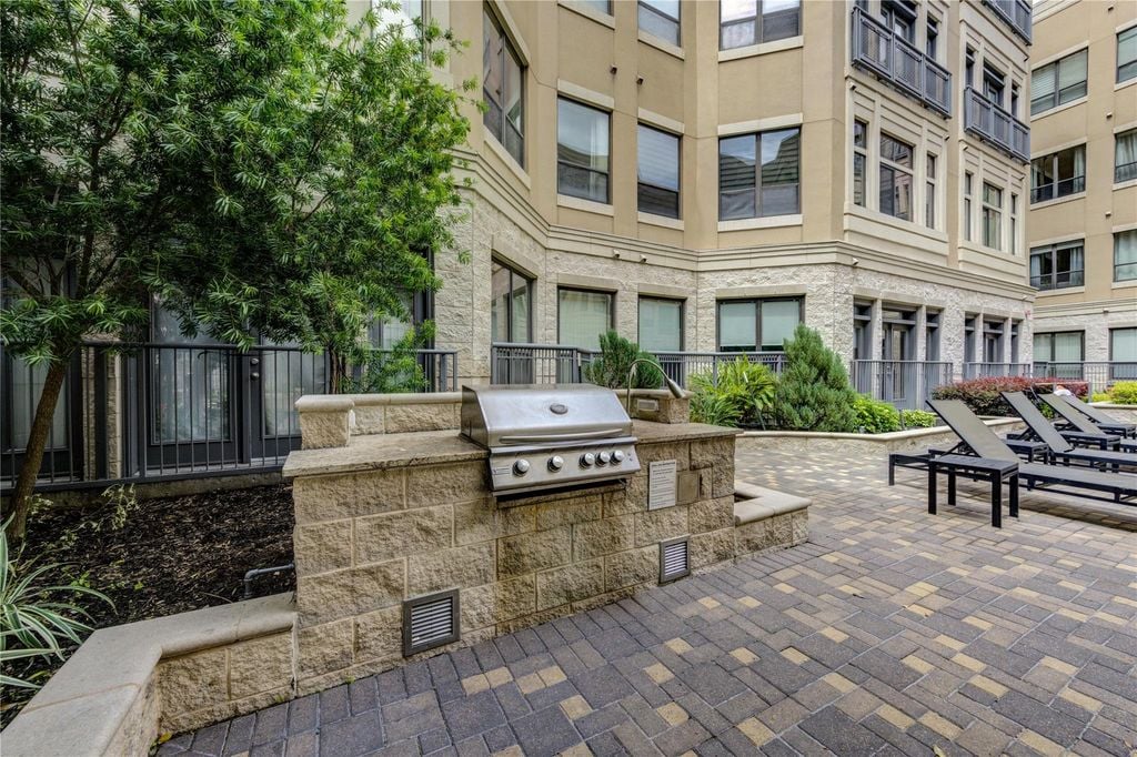 1901 Post Oak Blvd #1405
