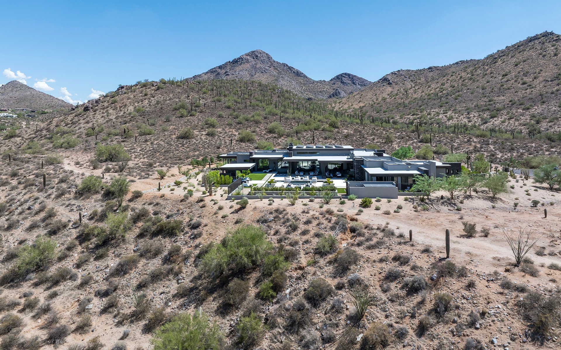 10784 E PINNACLE PEAK Road