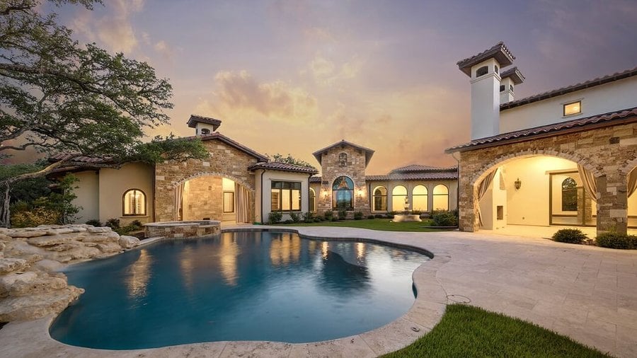 Luxury home in San Antonio Texas around the $1 million price point