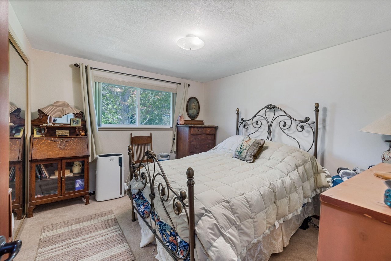 105 Saradan Ln