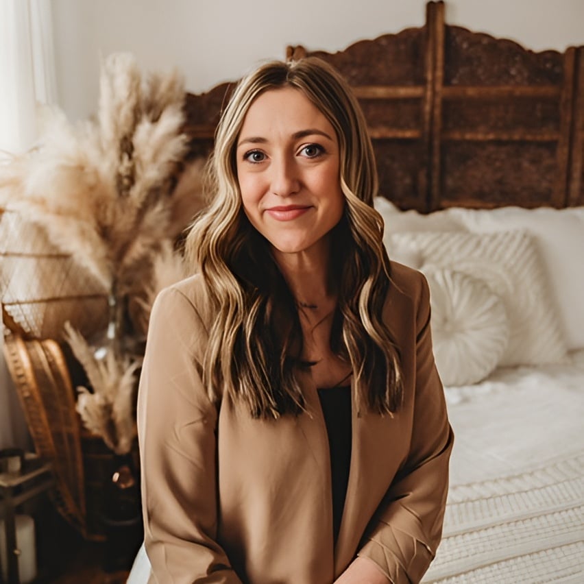 Makenzie Brinning Waukee, IA Real Estate Agent Headshot
