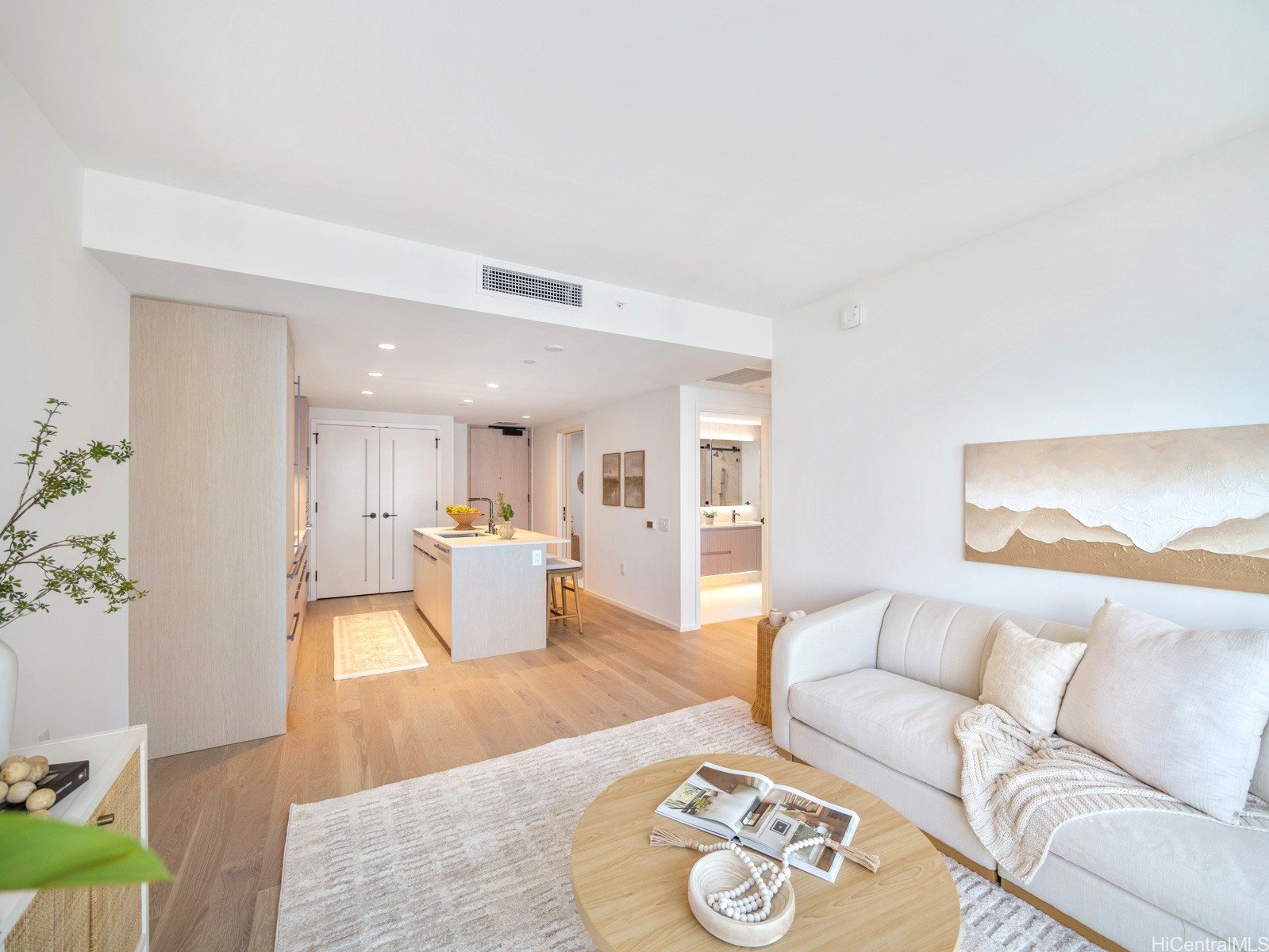 333 Ward Avenue #2106