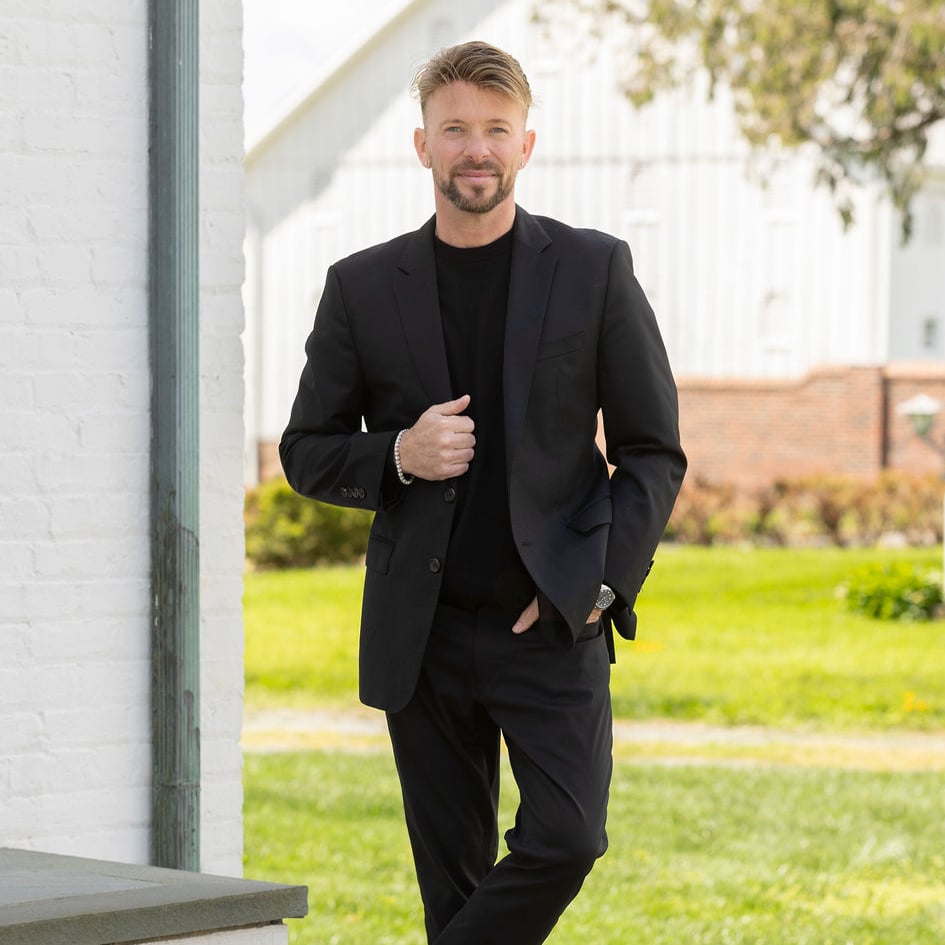 Daryl Gayhardt Washington, DC Real Estate Agent Headshot